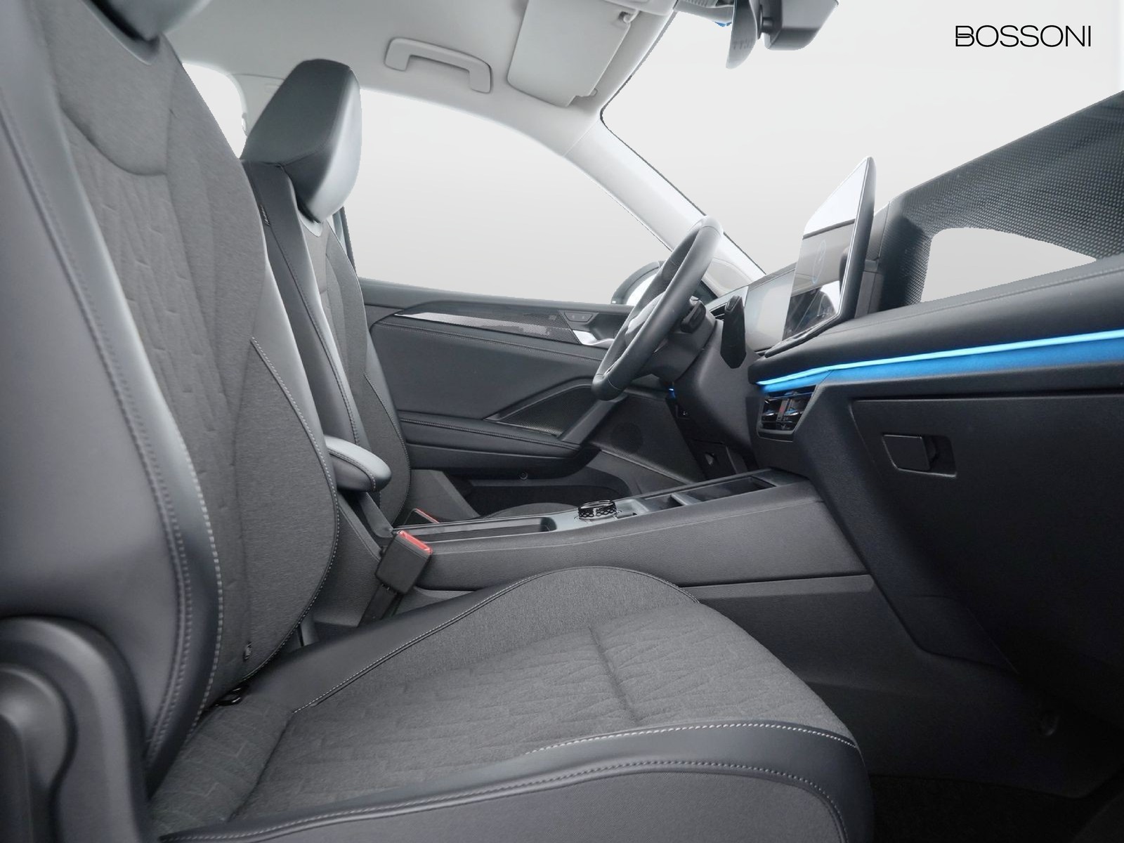 8 - Volkswagen Tiguan 2.0 tdi scr 150cv life dsg