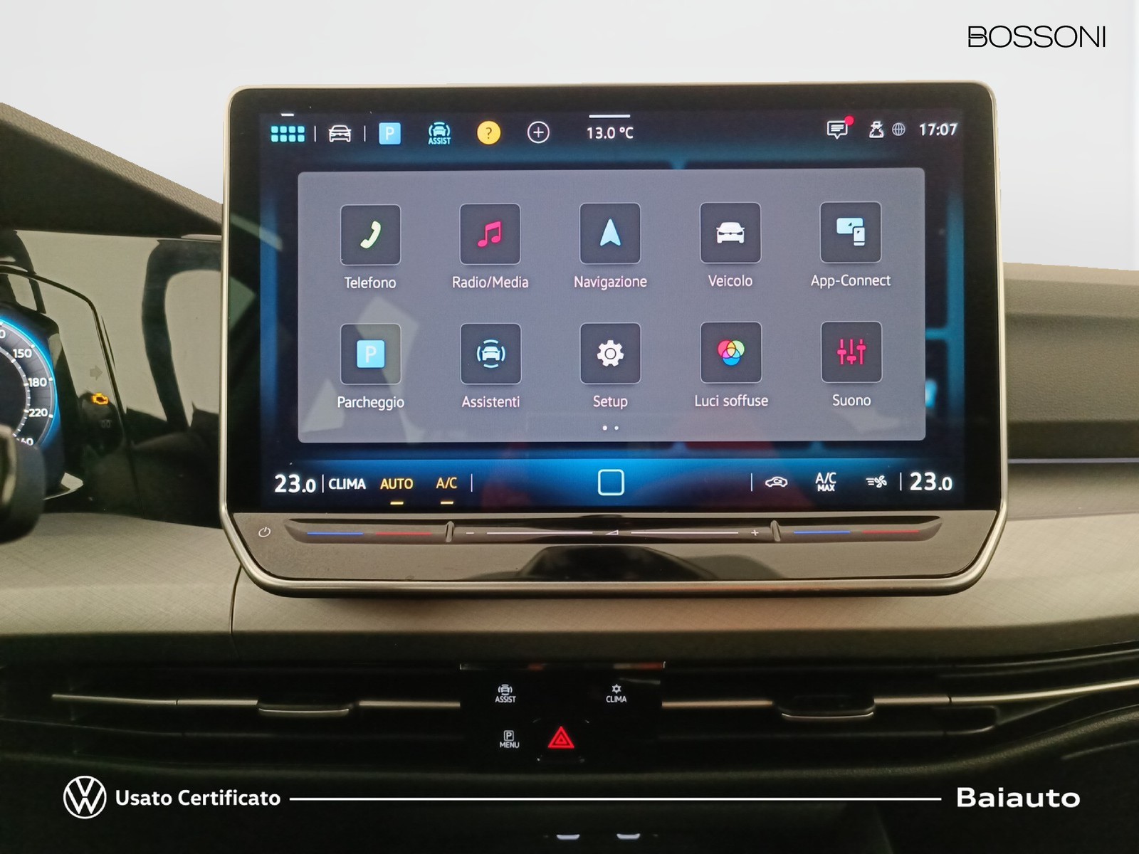 10 - Volkswagen Golf 2.0 tdi scr 115cv life