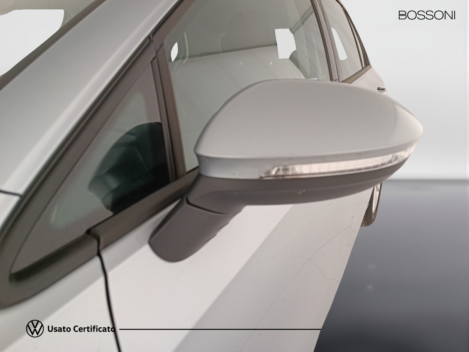 23 - Volkswagen Golf 2.0 tdi scr 115cv life