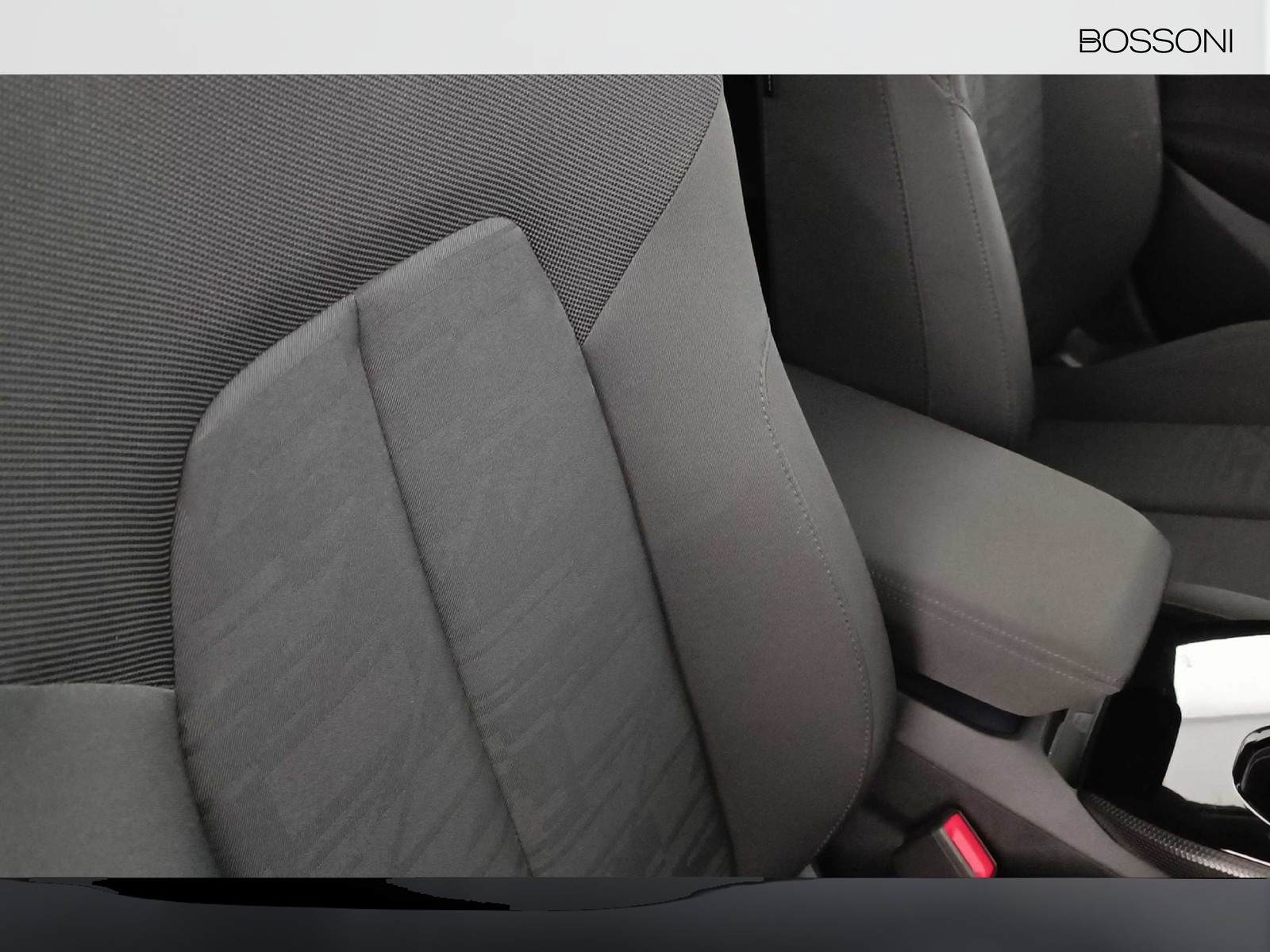 28 - Audi A5 avant 2.0 tdi mhev+ 204cv business advanced