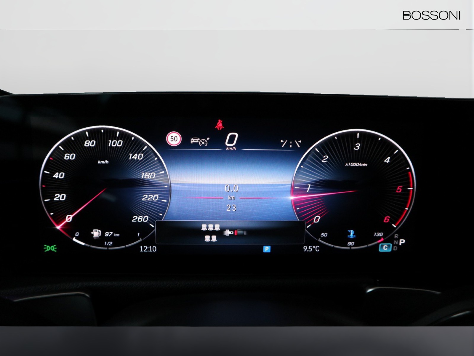 10 - Mercedes GLB 200 d amg line premium 8g-dct 7p.ti