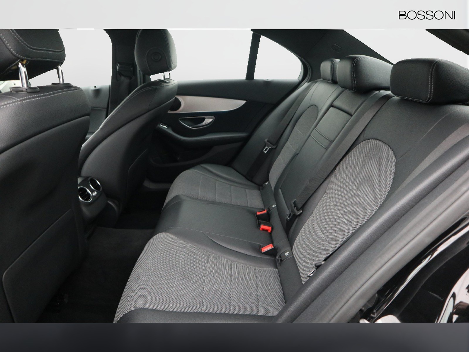 8 - Mercedes Classe C berlina 200 sport 7g-tronic plus