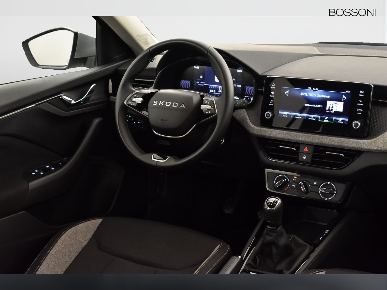 6 - Skoda Kamiq 1.0 tsi 95cv selection