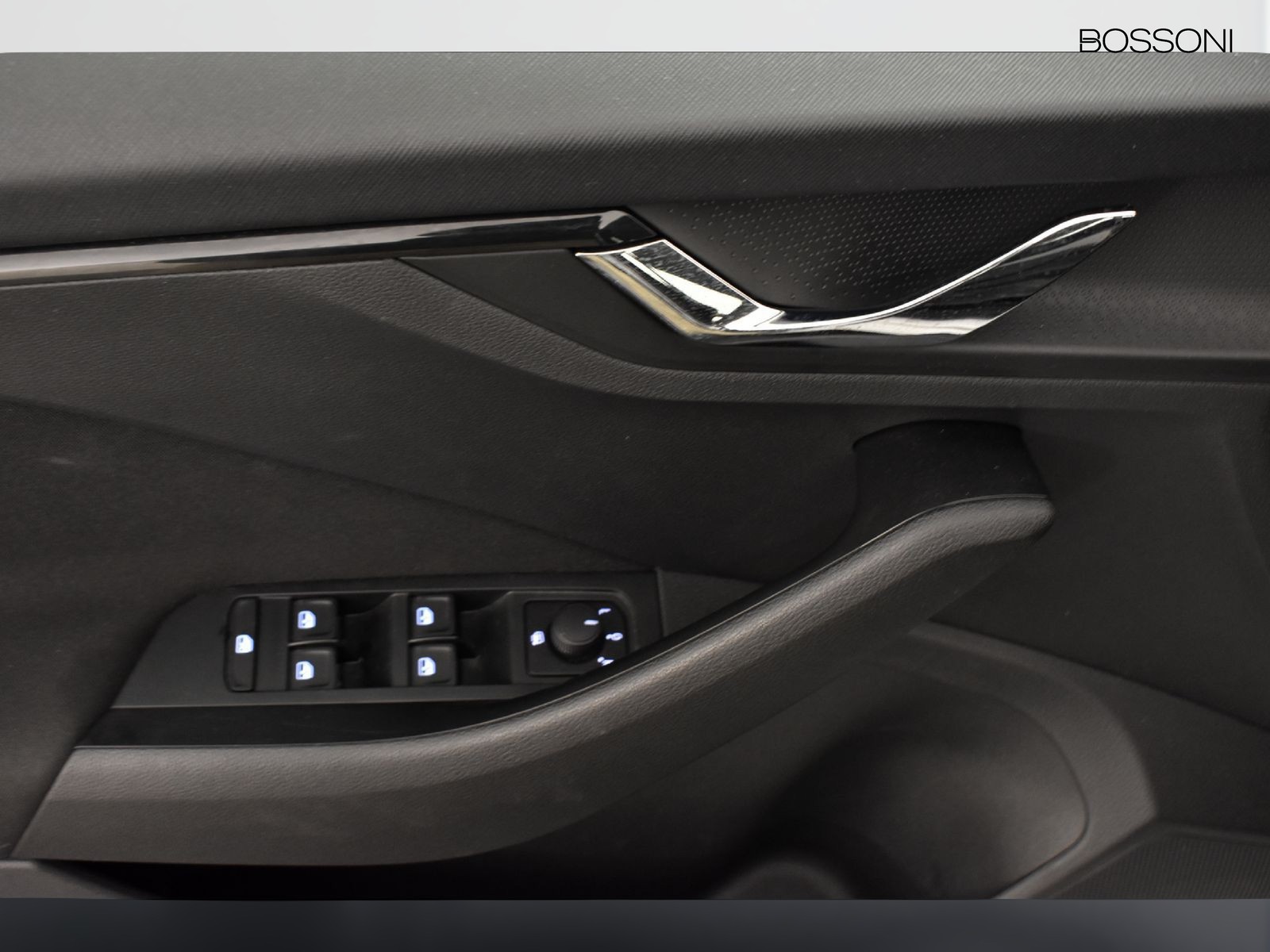 16 - Skoda Kamiq 1.0 tsi 95cv selection