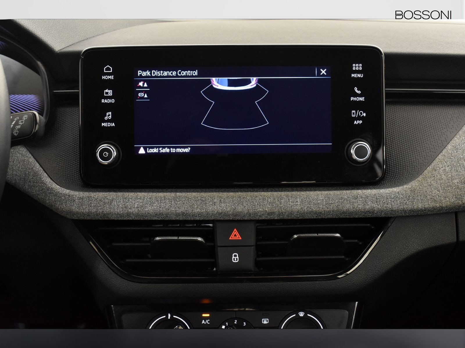 24 - Skoda Kamiq 1.0 tsi 95cv selection