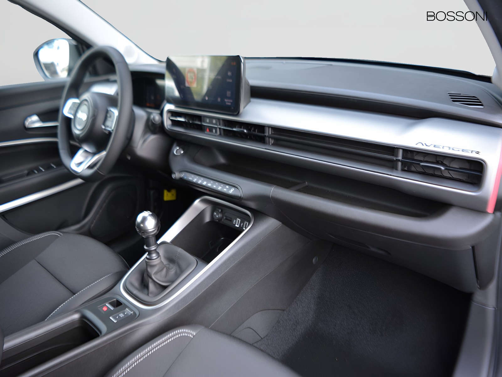 8 - Jeep Avenger 1.2 turbo 100cv summit fwd