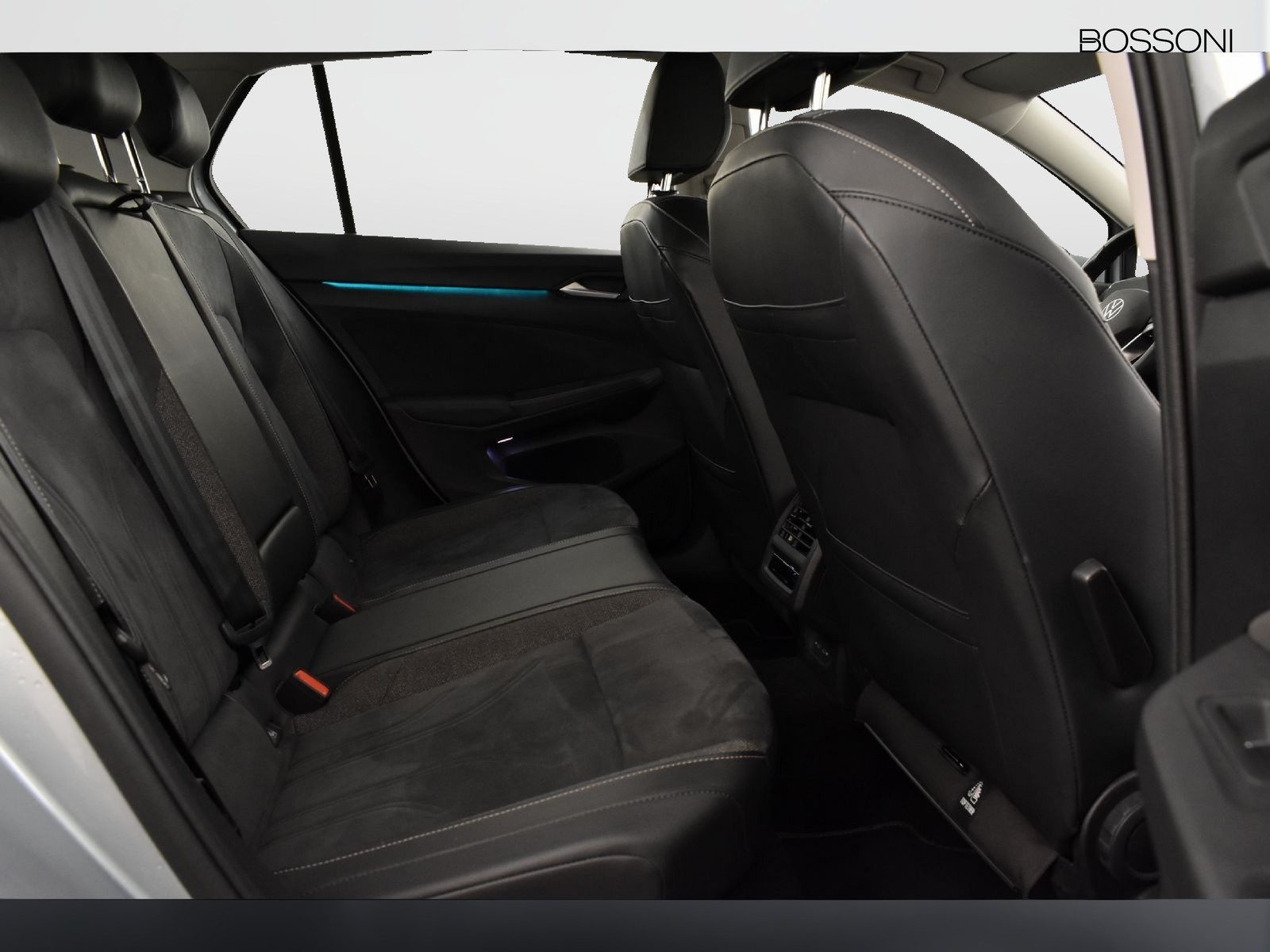 9 - Volkswagen Golf 2.0 tdi scr 150cv style dsg