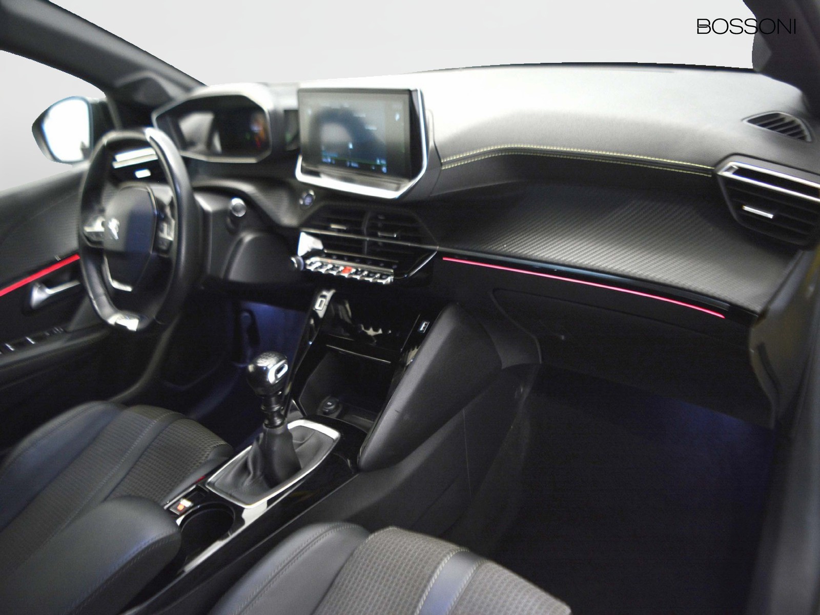 8 - Peugeot 208 5 porte 1.2 puretech gt s&s