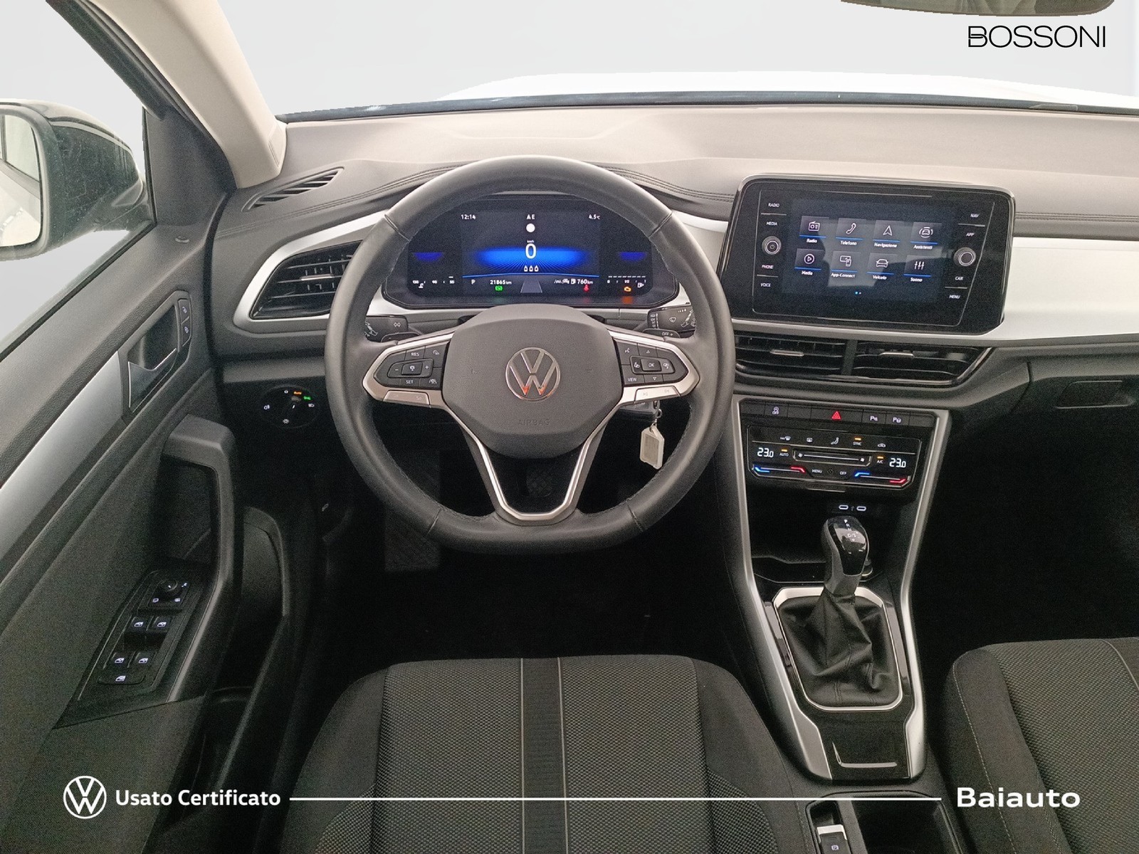 8 - Volkswagen T-Roc 2.0 tdi scr 150cv life dsg