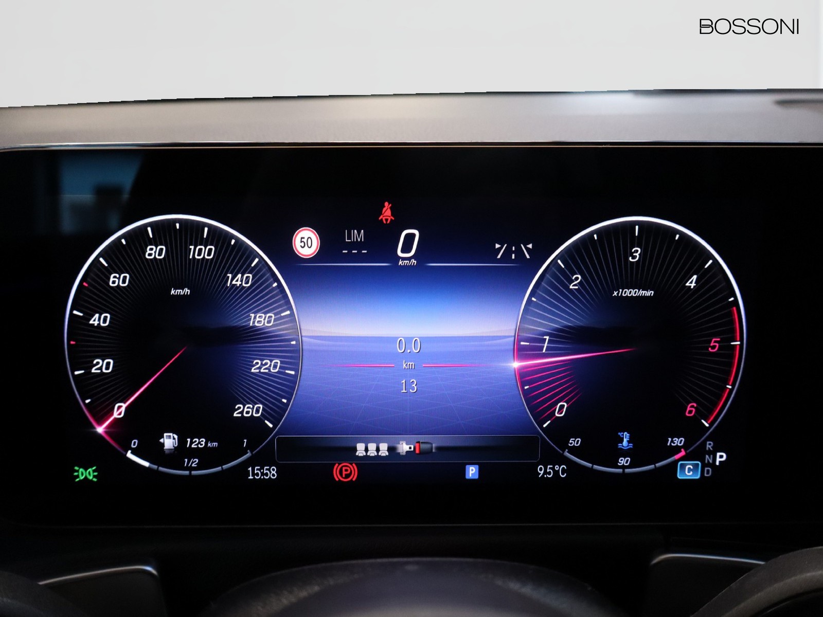 9 - Mercedes GLB 200 d amg line premium 4matic 8g-dct