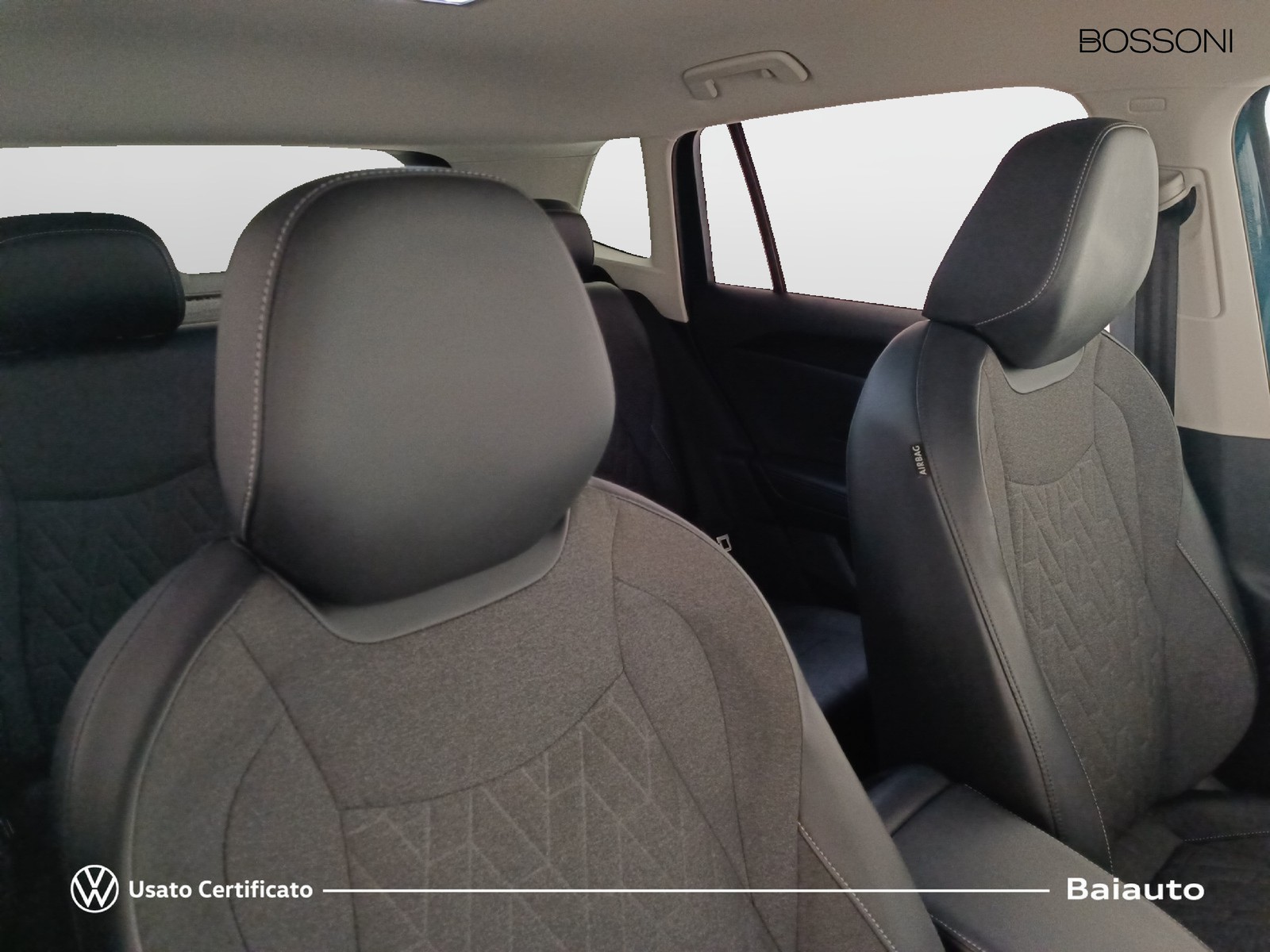 22 - Volkswagen Tiguan 1.5 etsi act 130cv life dsg