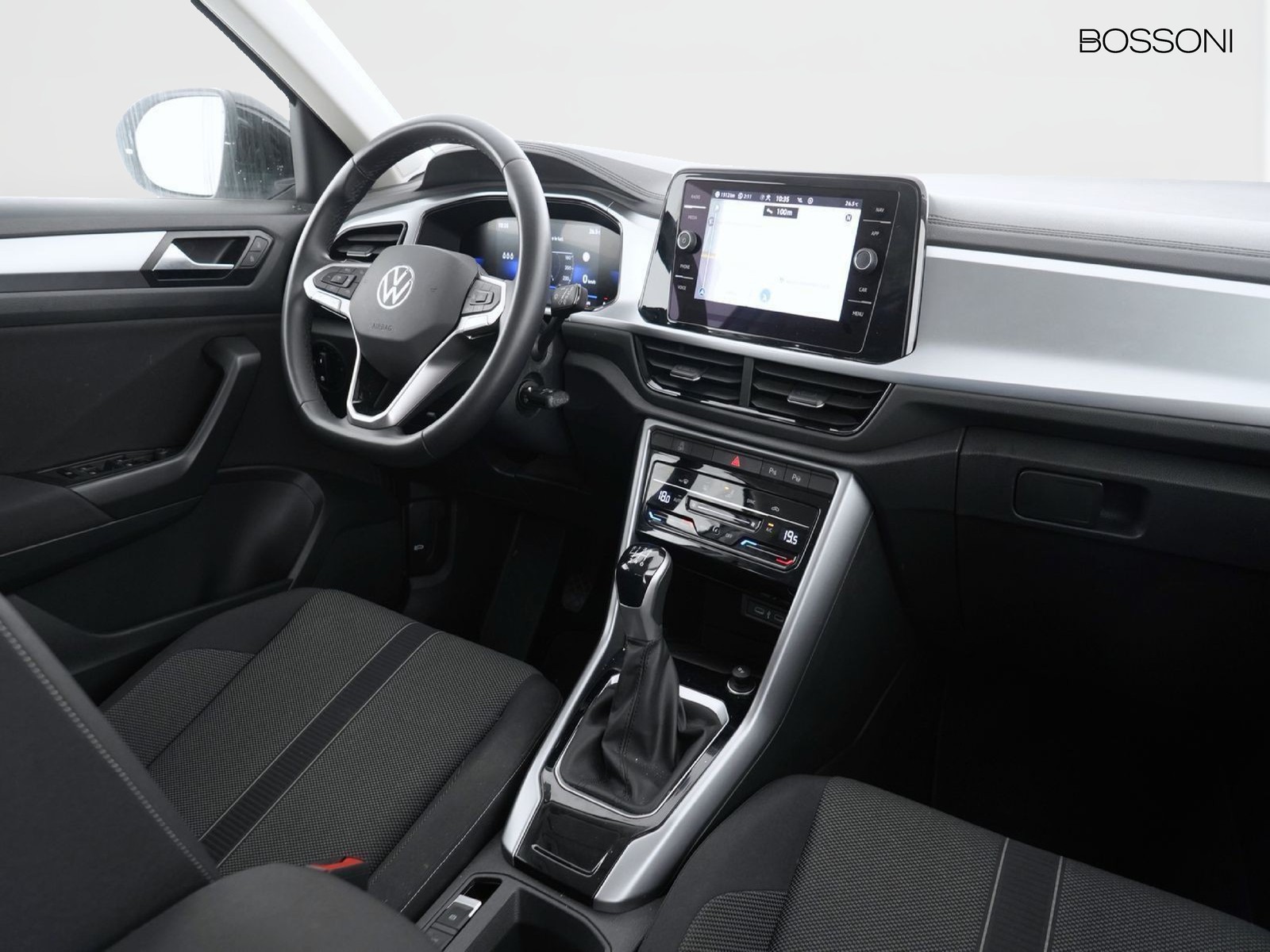 6 - Volkswagen T-Roc 2.0 tdi scr 115cv life