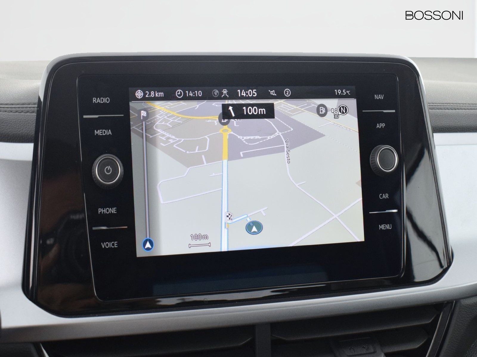 28 - Volkswagen T-Roc 2.0 tdi scr 115cv life