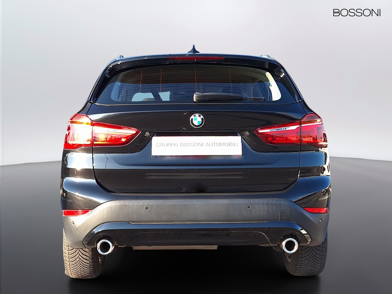 5 - BMW X1 18d sdrive business advantage steptronic