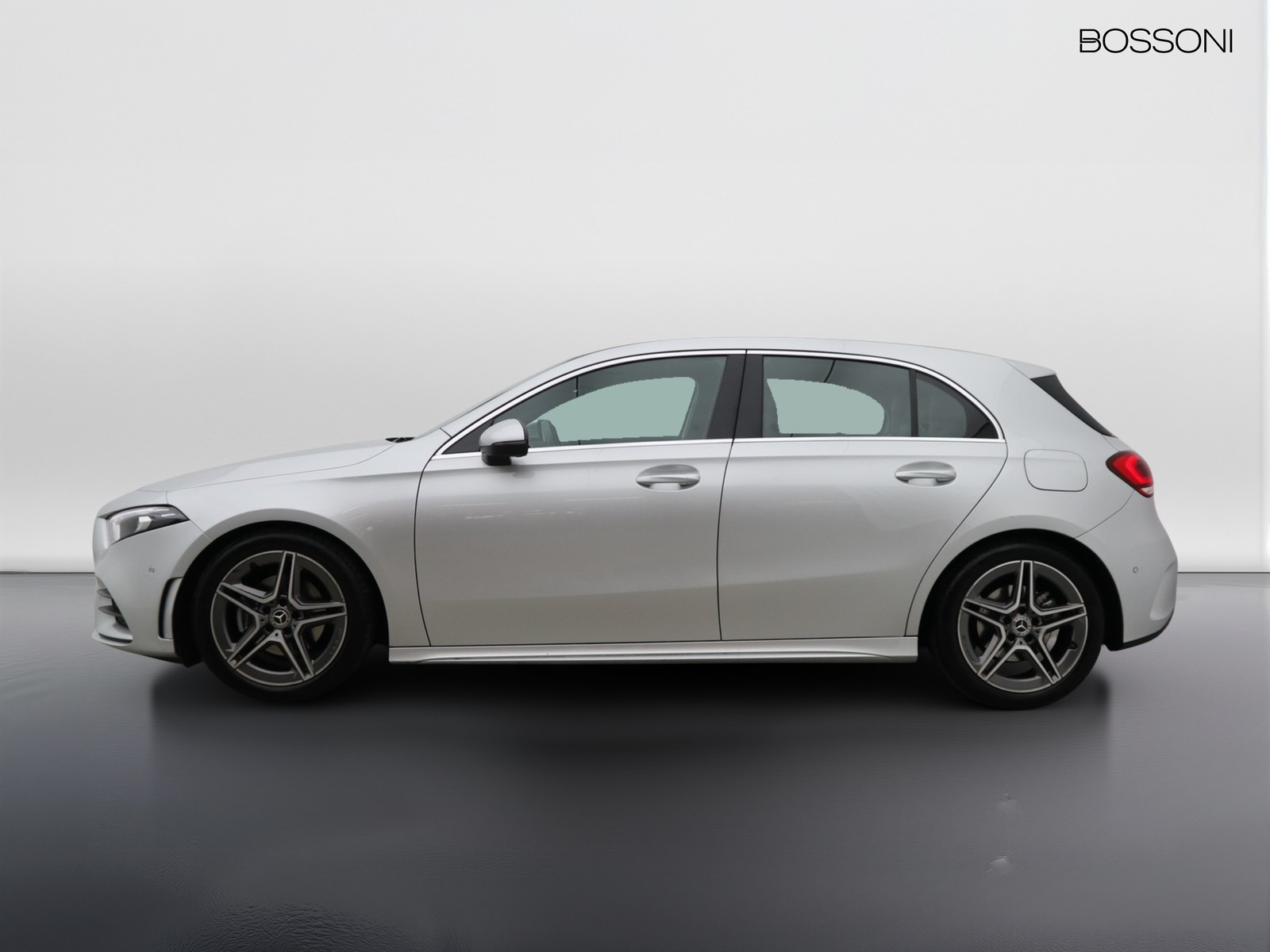 3 - Mercedes Classe A 200 premium 7g-dct