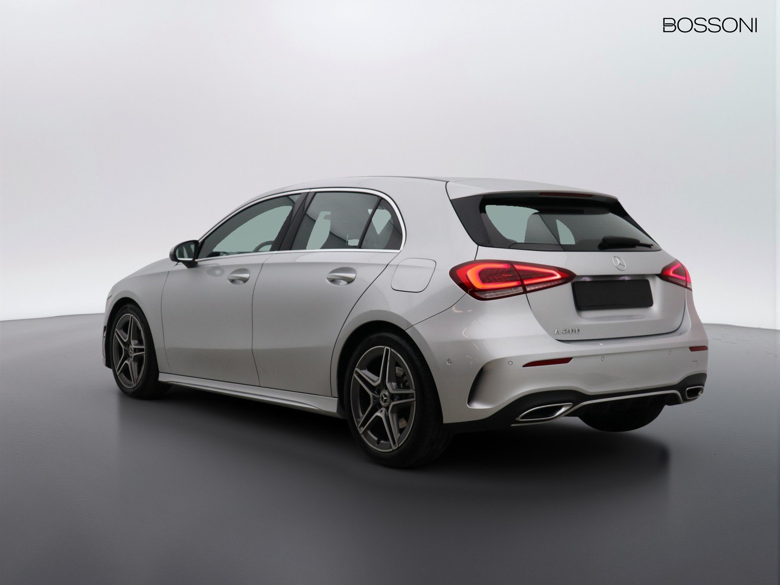 5 - Mercedes Classe A 200 premium 7g-dct