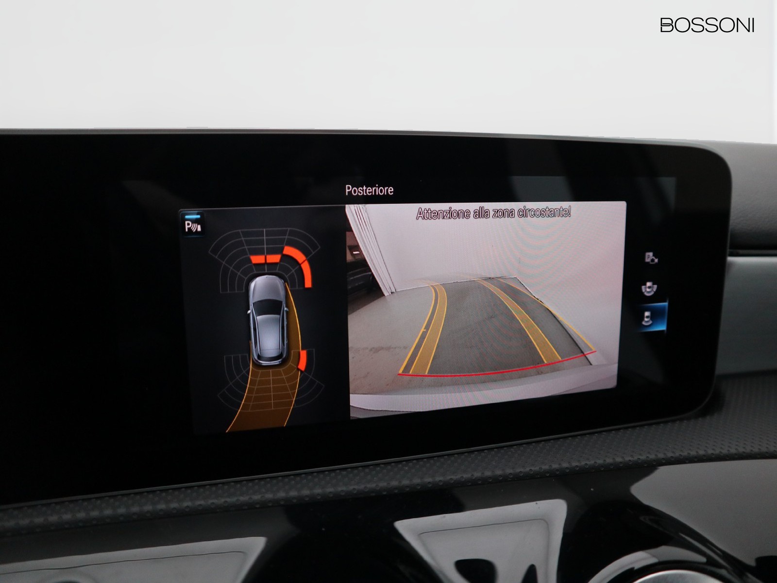 11 - Mercedes Classe A 200 premium 7g-dct