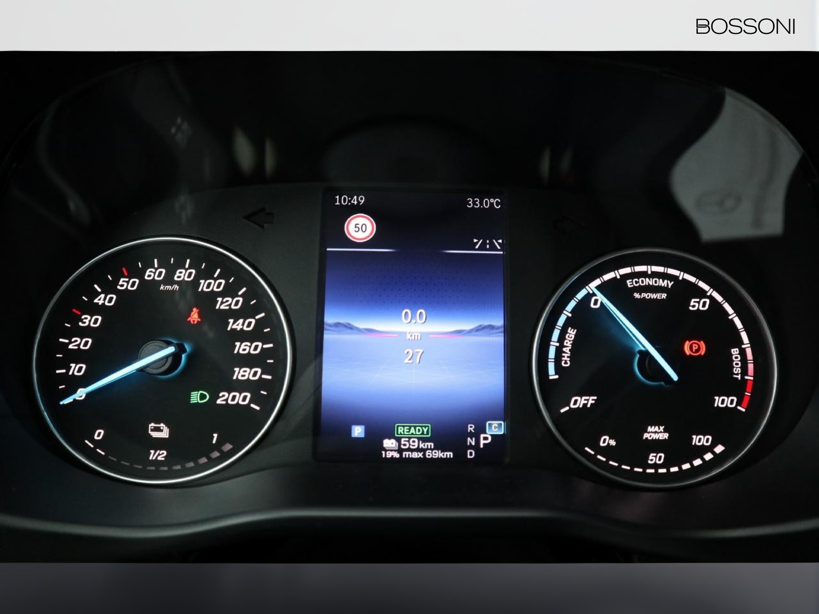 10 - Mercedes Vans Vito etourer 129 long 90kwh