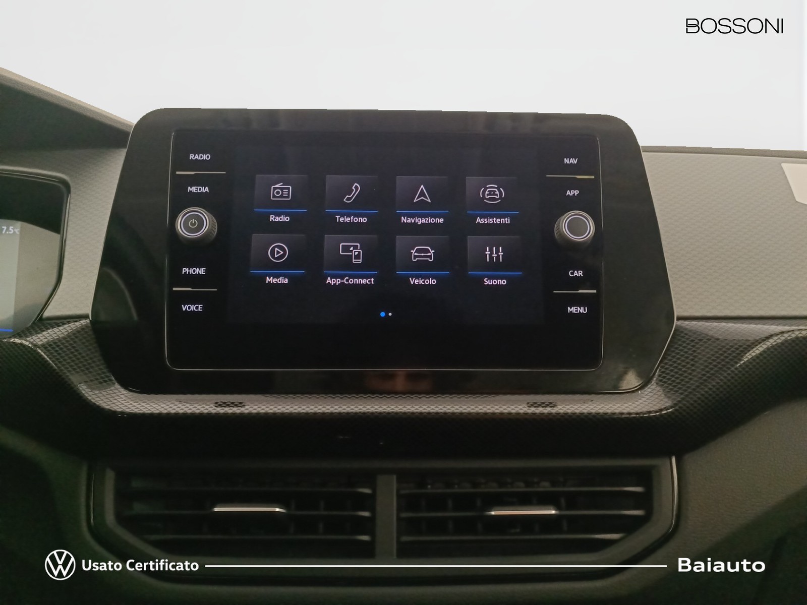 10 - Volkswagen T-Cross 1.0 tsi 115cv life dsg