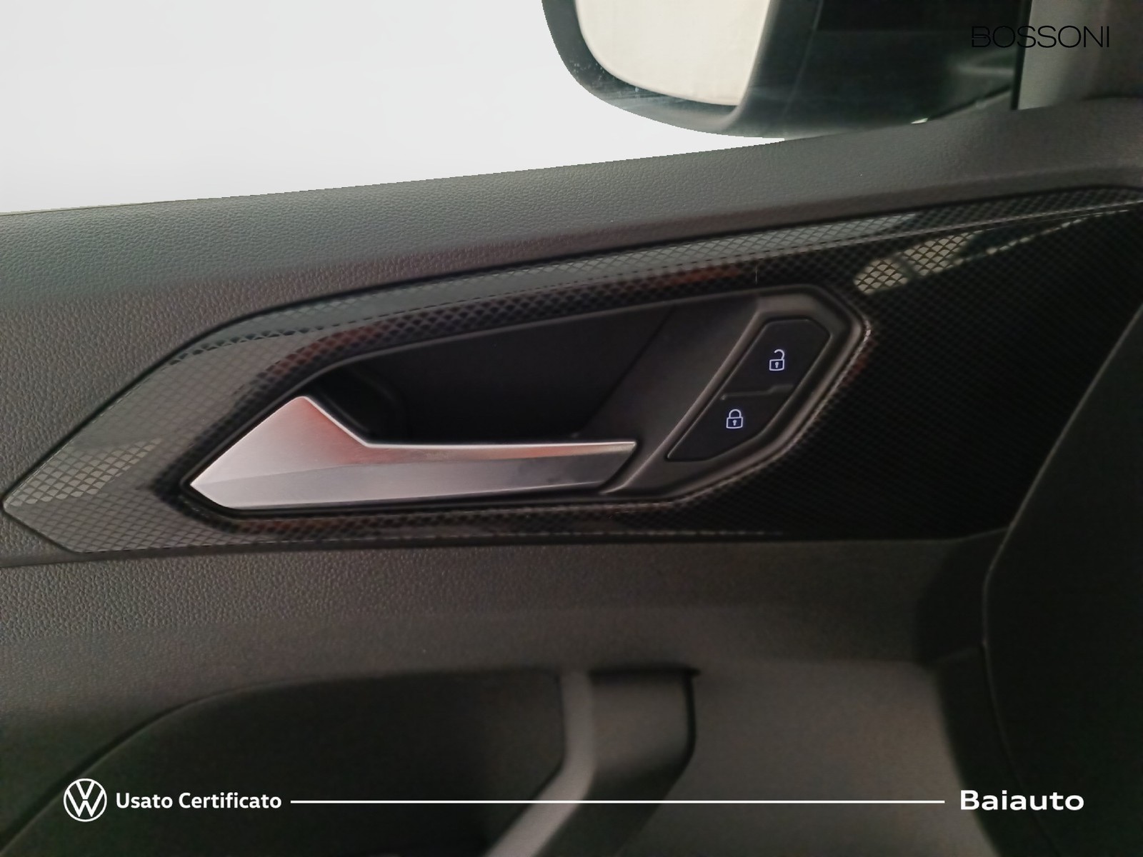 18 - Volkswagen T-Cross 1.0 tsi 115cv life dsg