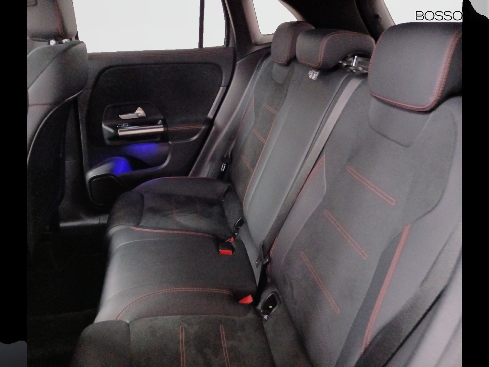 8 - Mercedes GLA 200 d amg line advanced plus 8g-dct