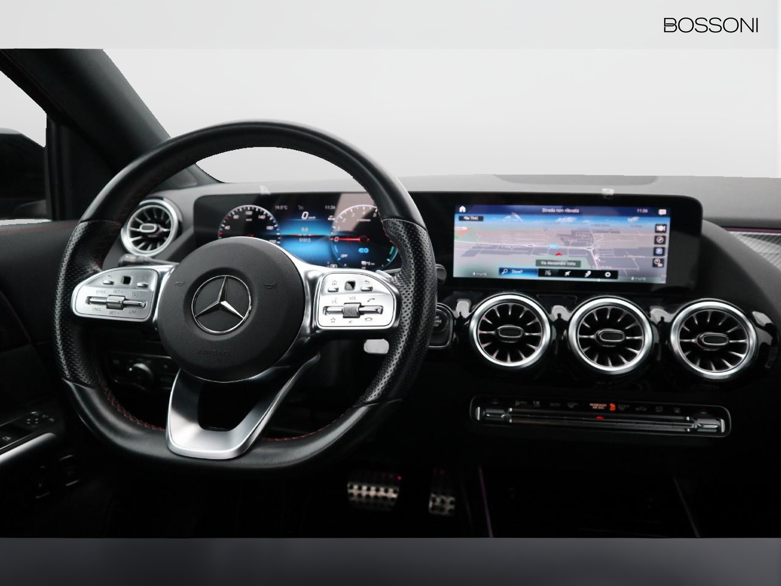 12 - Mercedes GLA 250 e plug in hybrid (e eq-power) premium 8g-dct