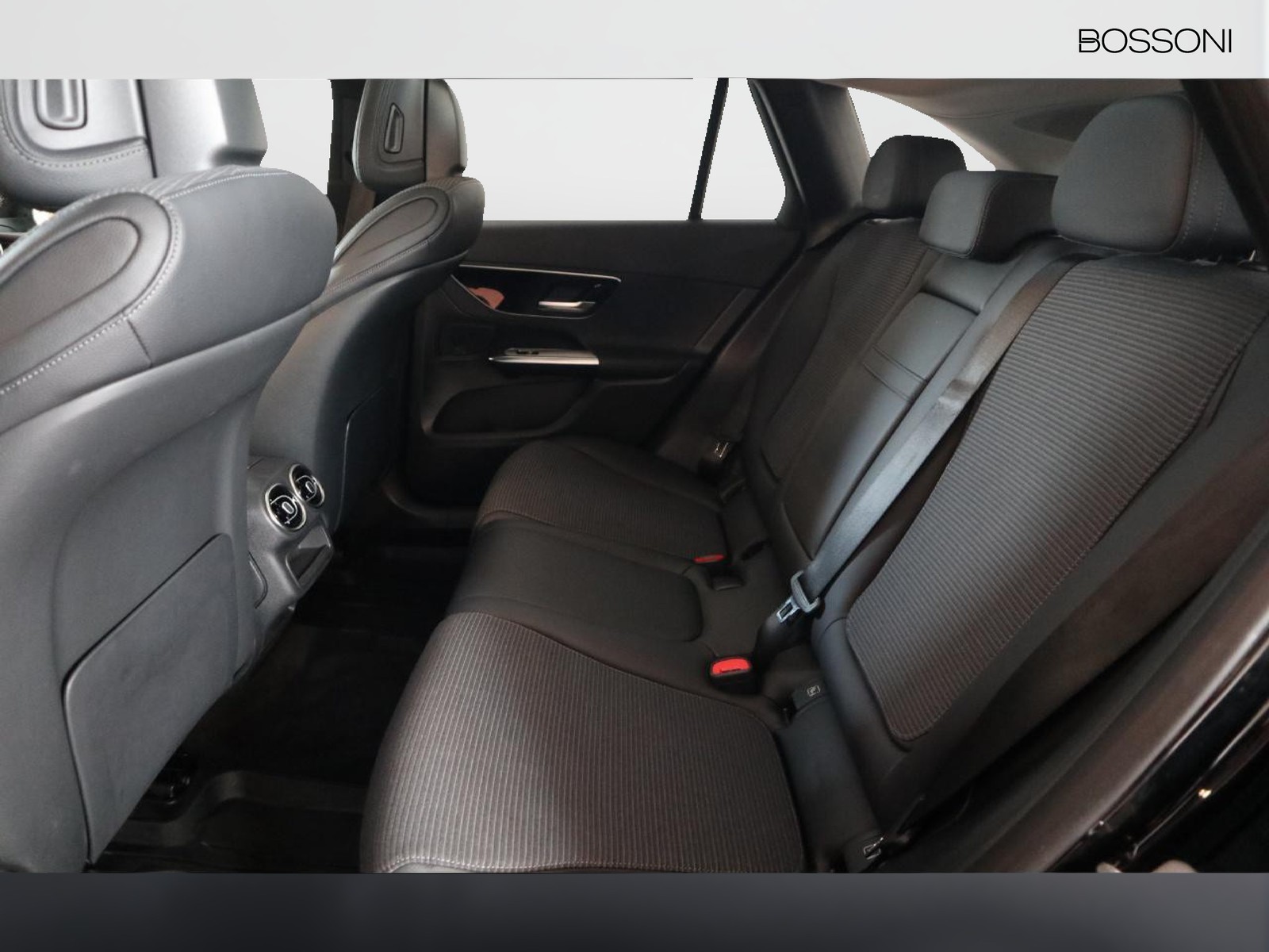 8 - Mercedes GLC suv 220 d advanced 4matic 9g-tronic