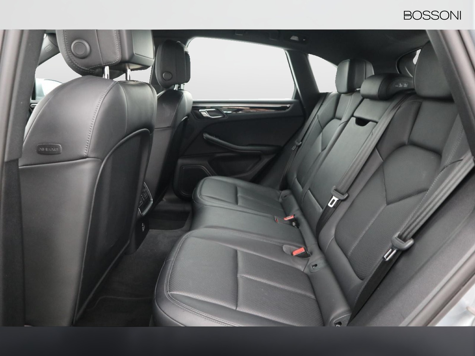 8 - Porsche Macan 2.9 v6 380cv s pdk