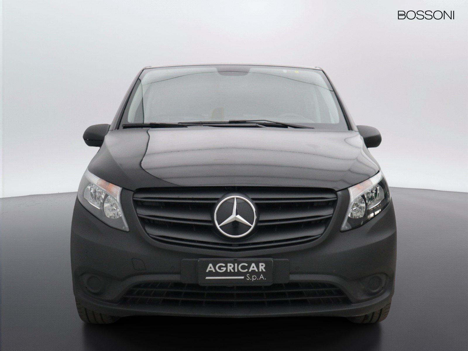 2 - Mercedes Vans Vito 116 cdi long tourer pro auto my20