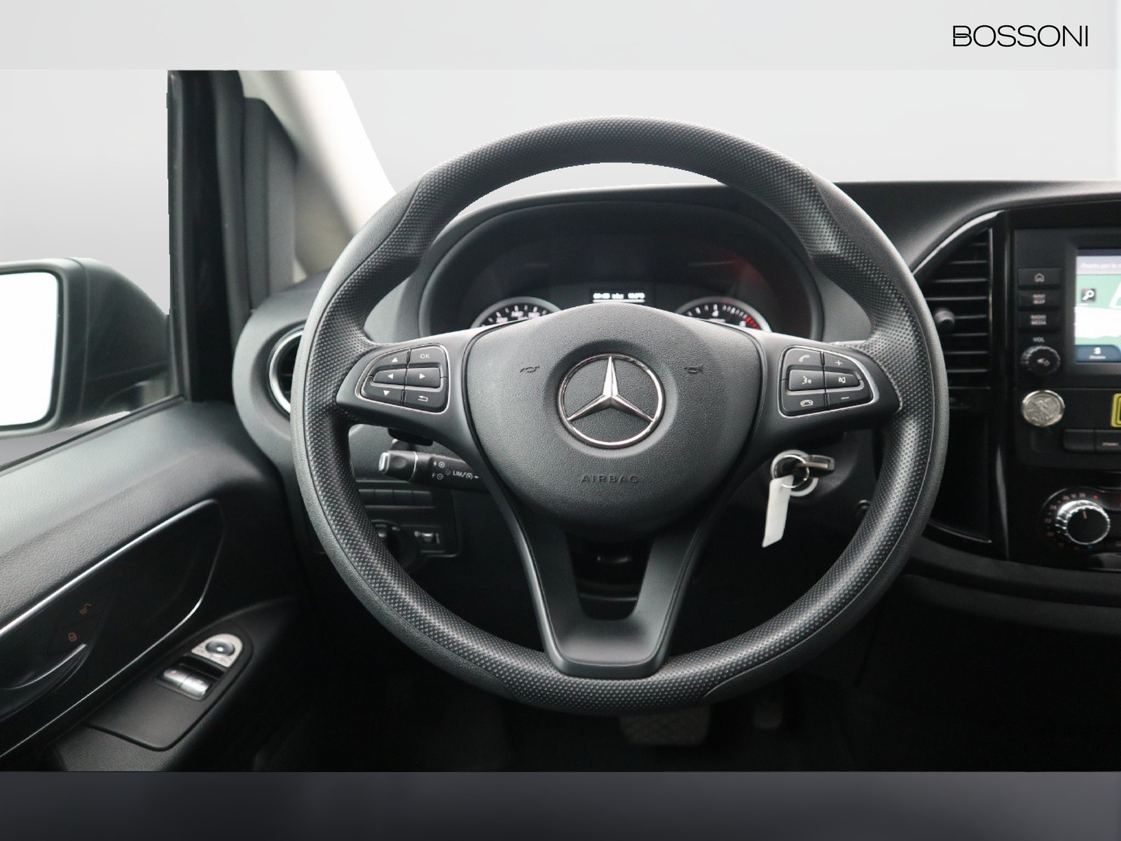 15 - Mercedes Vans Vito 116 cdi long tourer pro auto my20