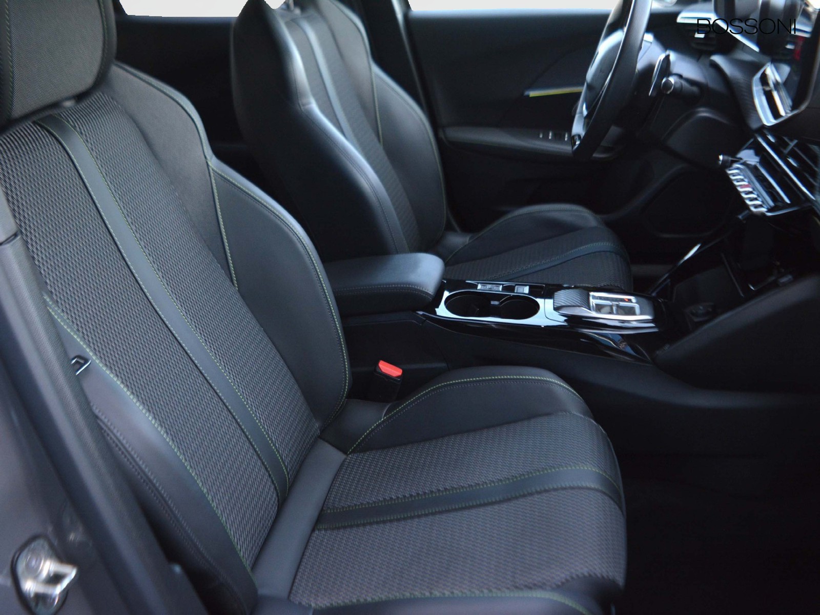 5 - Peugeot 2008 1.2 puretech 130cv gt eat8 s&s