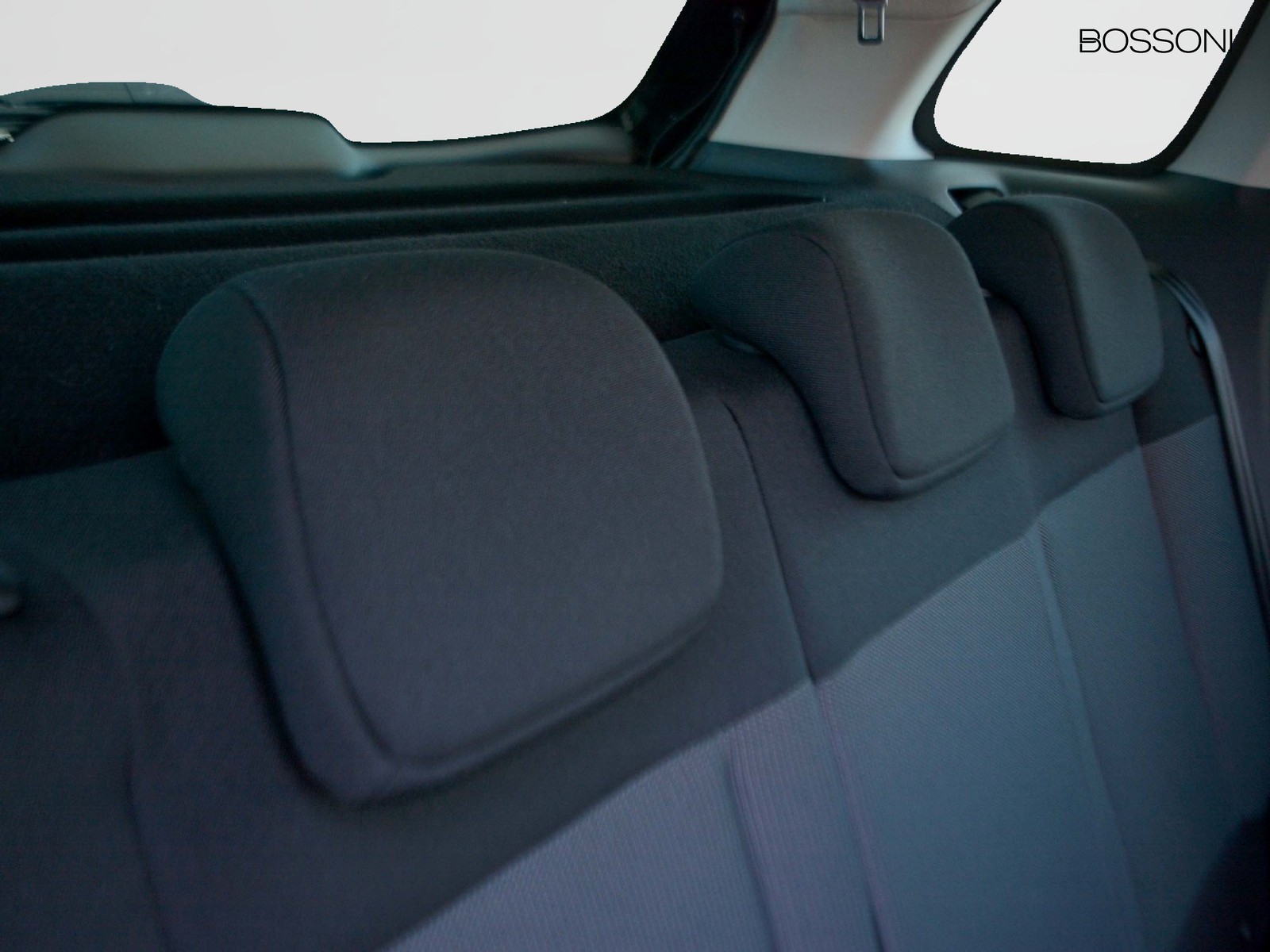 6 - Citroen C3 Aircross 1.2 puretech max eat6 s&s