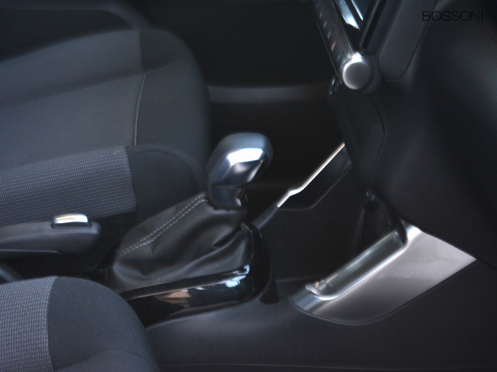 12 - Citroen C3 Aircross 1.2 puretech max eat6 s&s