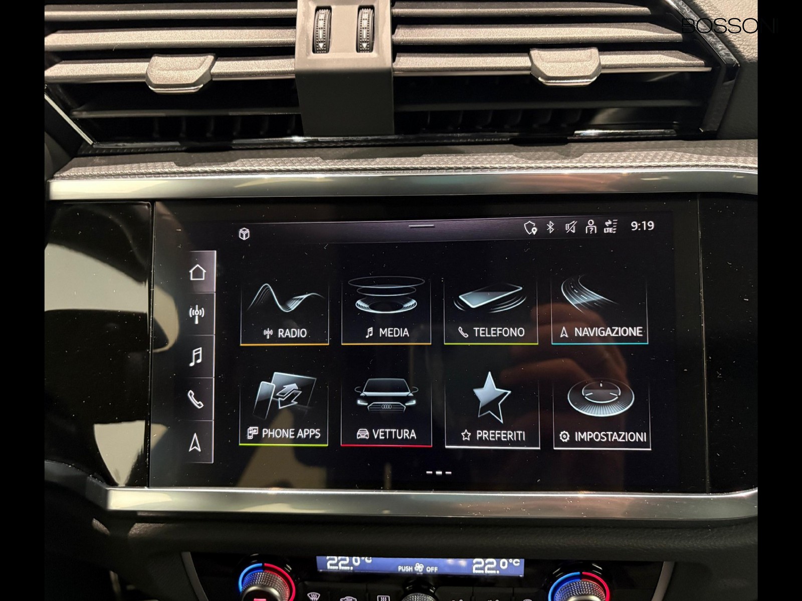 11 - Audi Q3 35 2.0 tdi business advanced s tronic