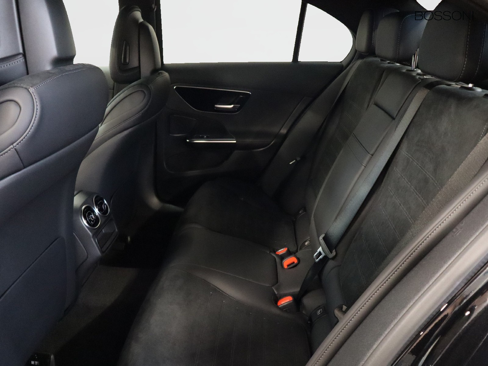 8 - Mercedes Classe C berlina 200 d mild hybrid amg line advanced 9g-tronic