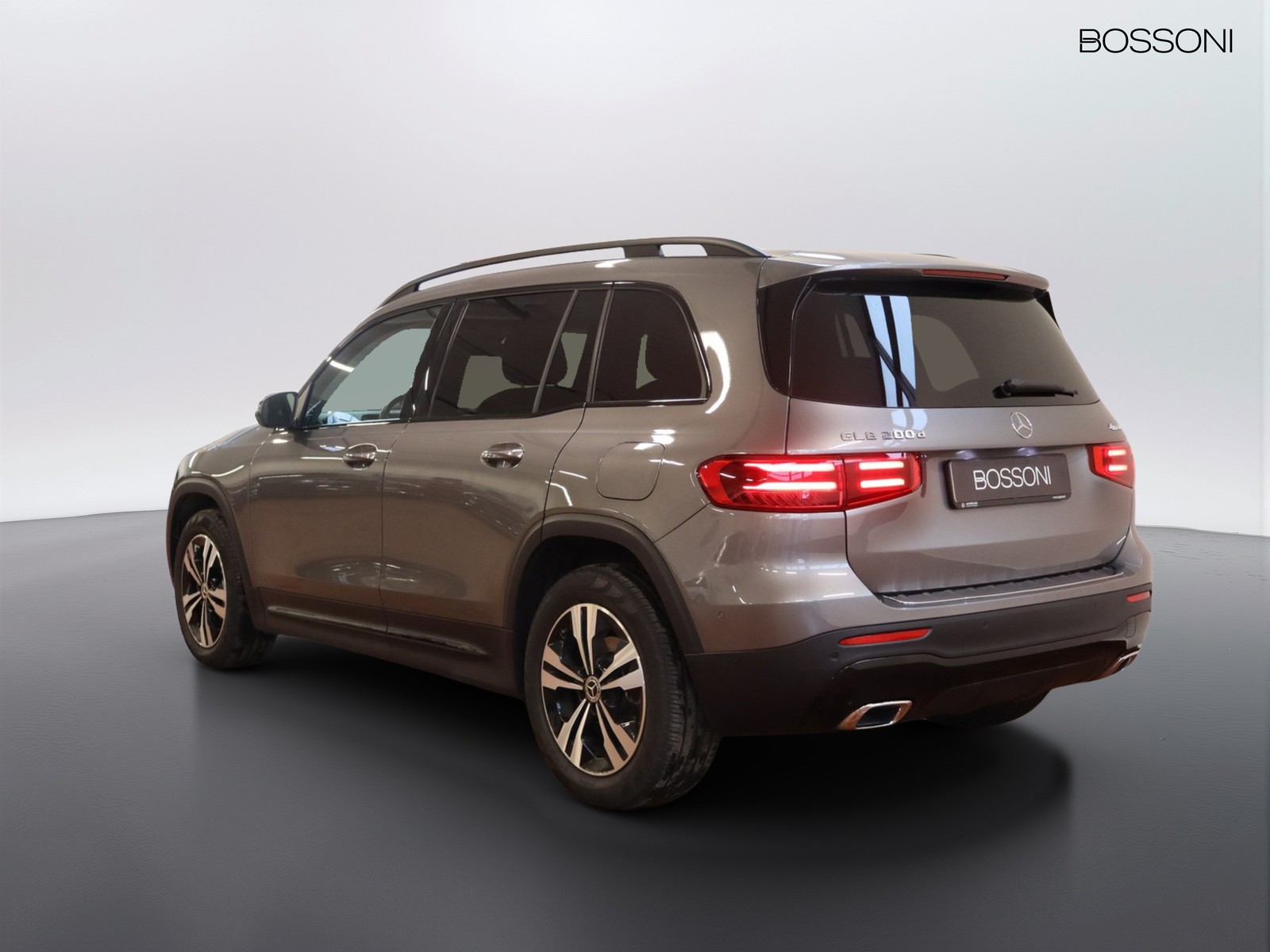 5 - Mercedes GLB 200 d progressive advanced plus 4matic 8g-dct