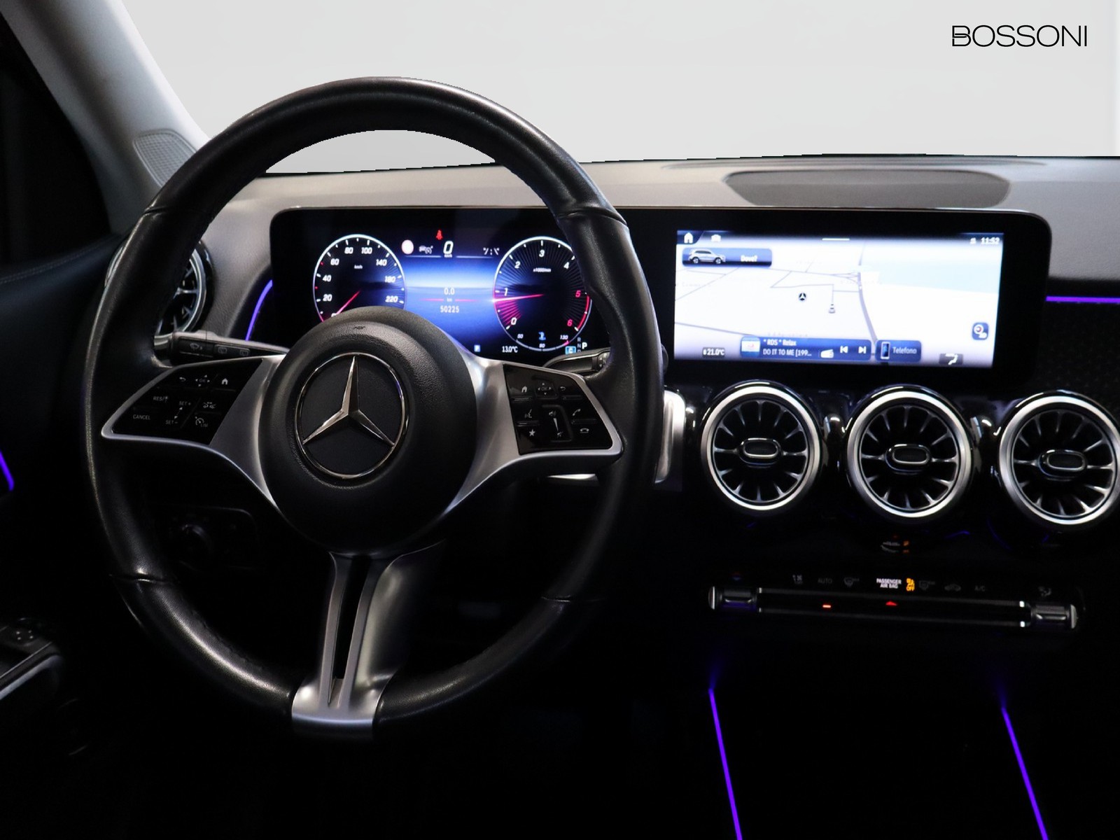 12 - Mercedes GLB 200 d progressive advanced plus 4matic 8g-dct