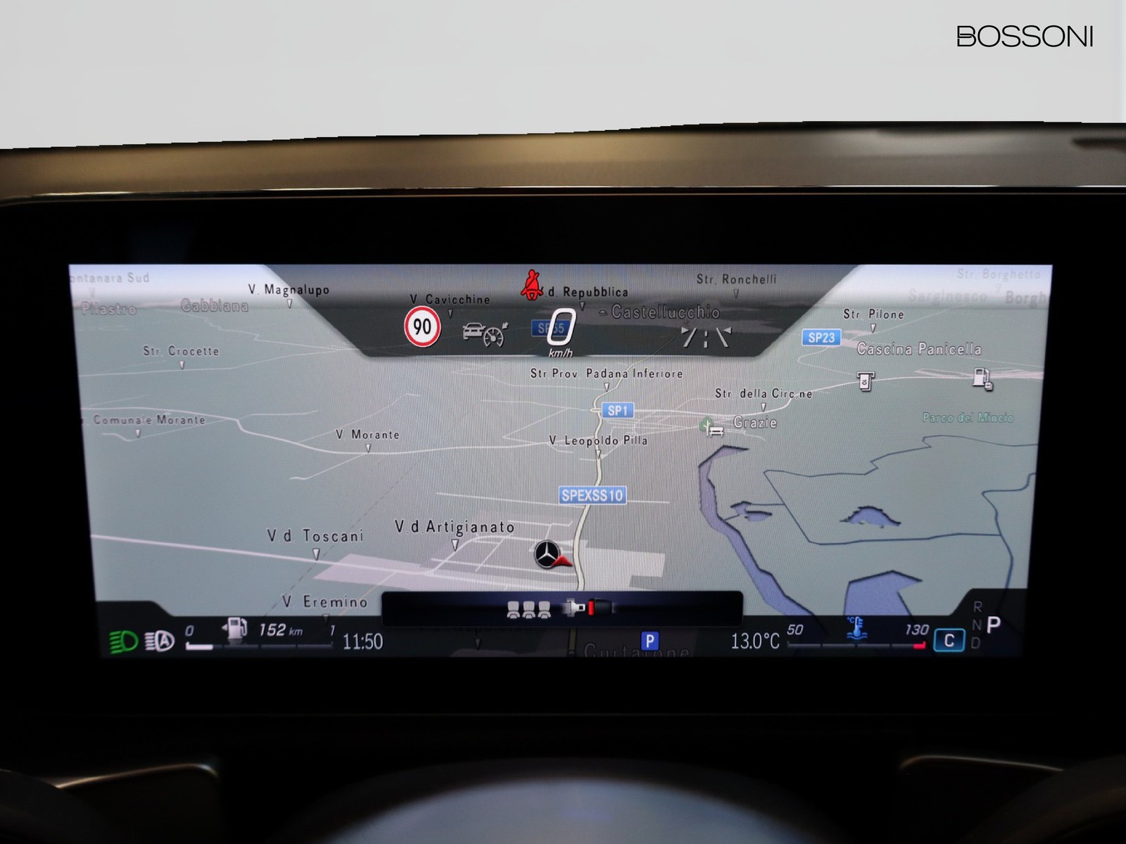 16 - Mercedes GLB 200 d progressive advanced plus 4matic 8g-dct