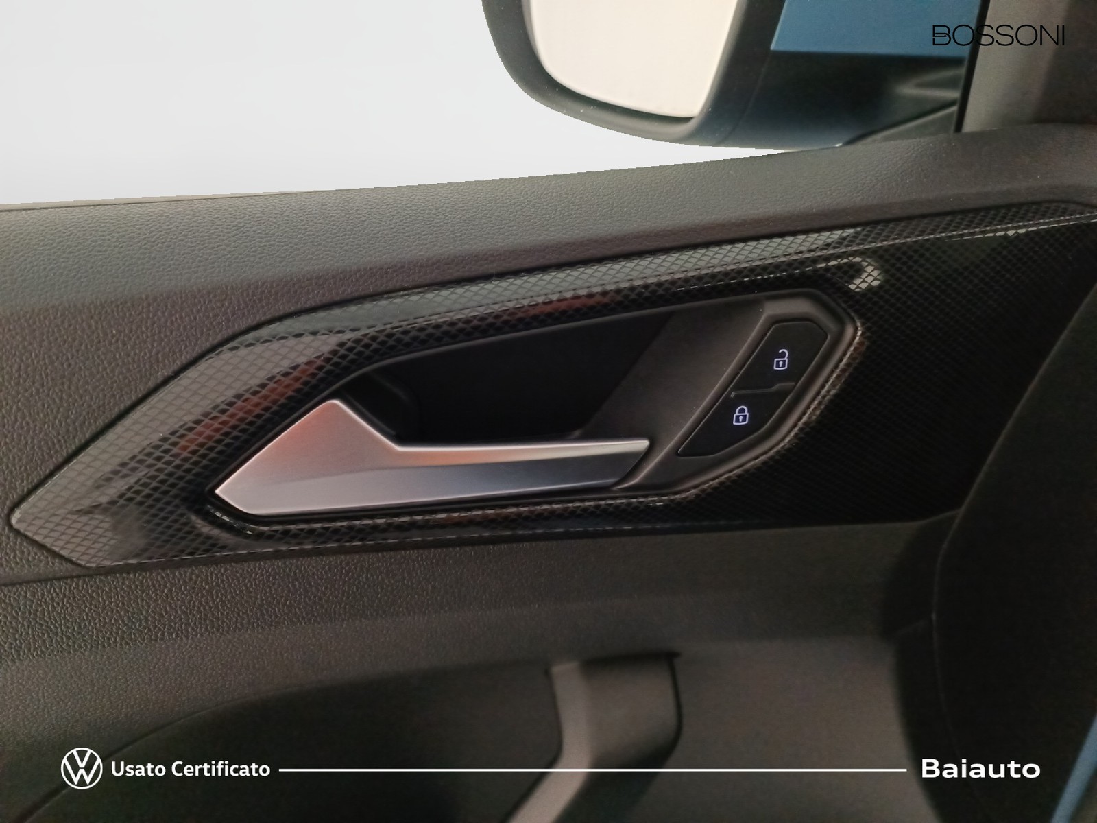 16 - Volkswagen T-Cross 1.0 tsi 115cv life dsg