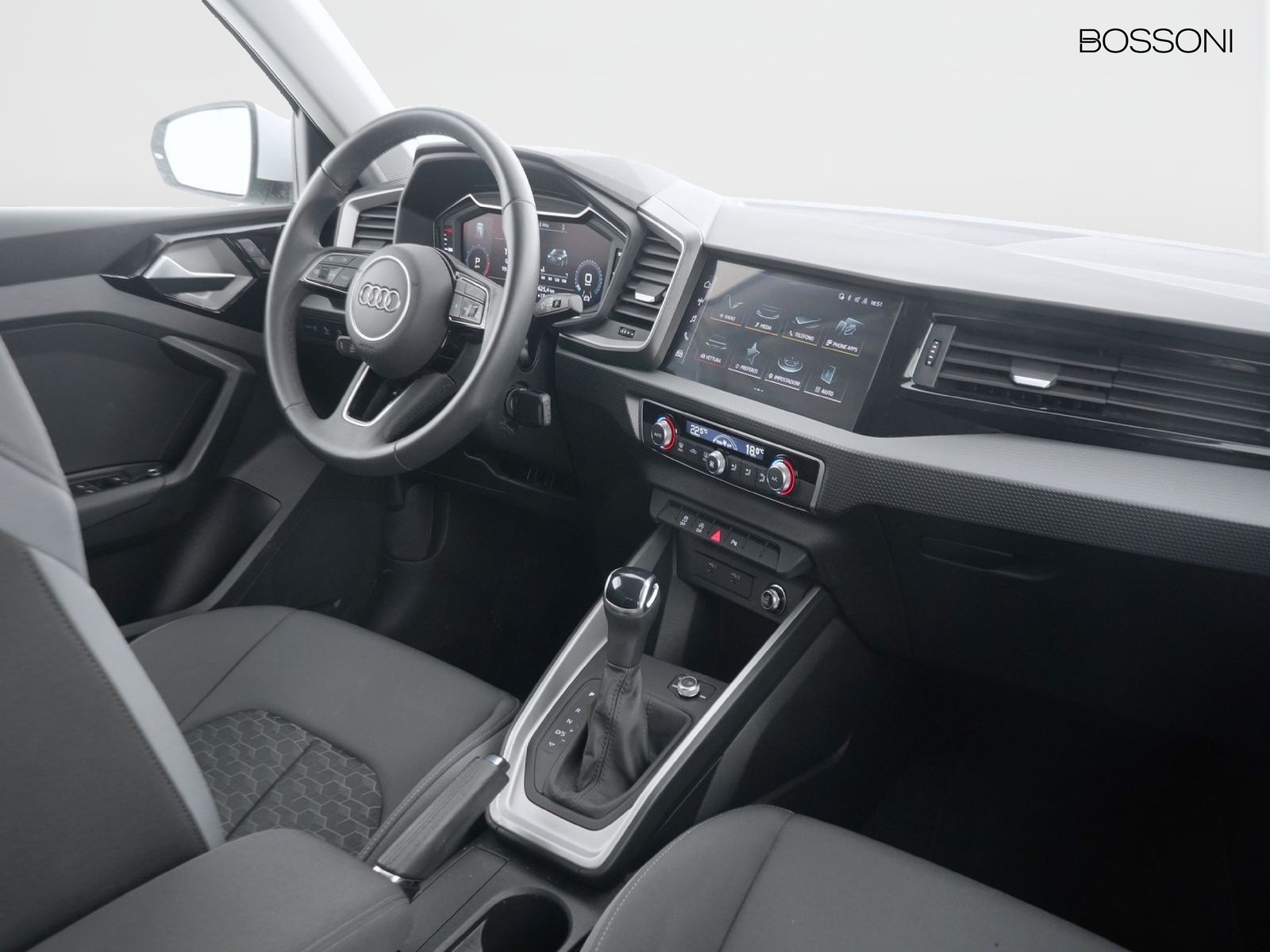 4 - Audi A1 sportback 35 1.5 tfsi s line edition s tronic