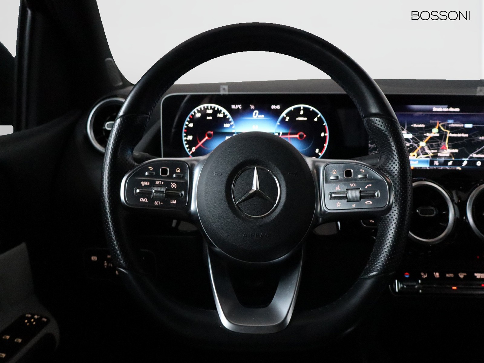 16 - Mercedes Classe B 180 d premium 7g-dct