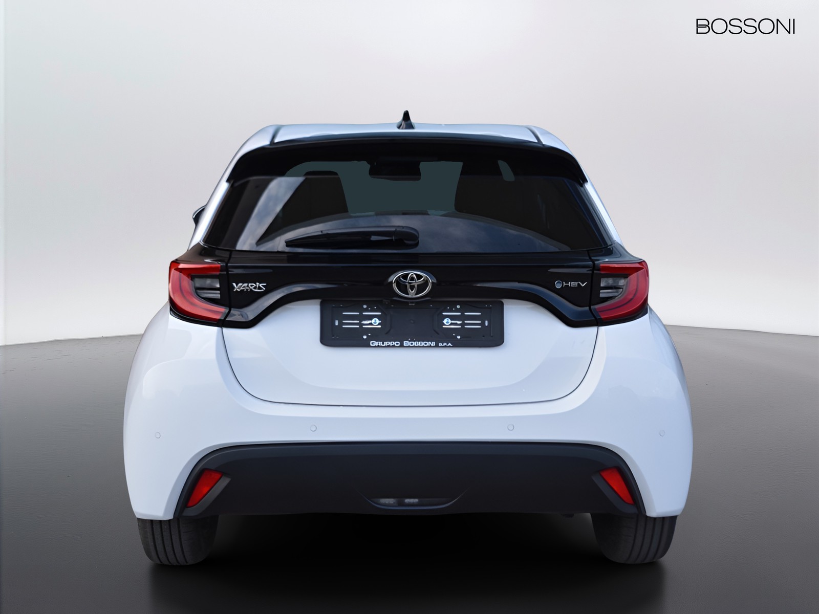 4 - Toyota Yaris 1.5 hybrid 115 trend e-cvt