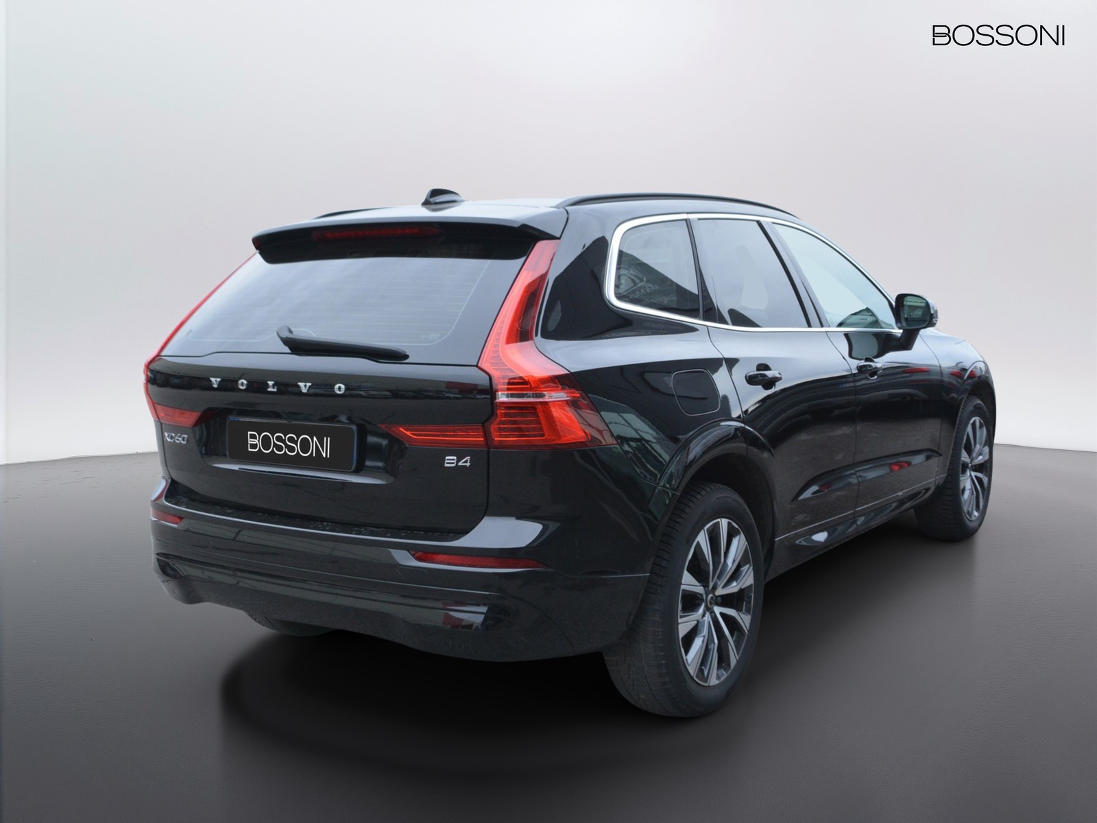 3 - Volvo XC60 2.0 b4 momentum pro automatico