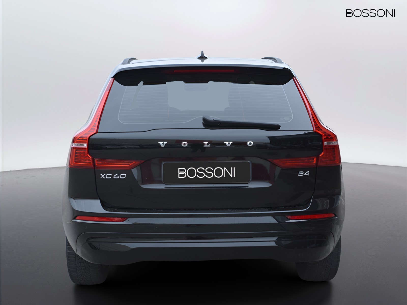 4 - Volvo XC60 2.0 b4 momentum pro automatico