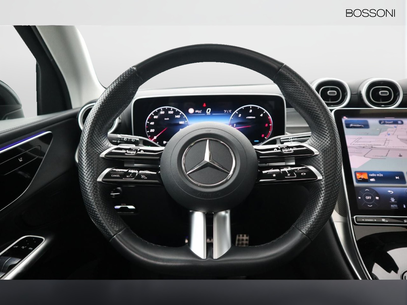 16 - Mercedes GLC suv 220 d amg line advanced 4matic 9g-tronic