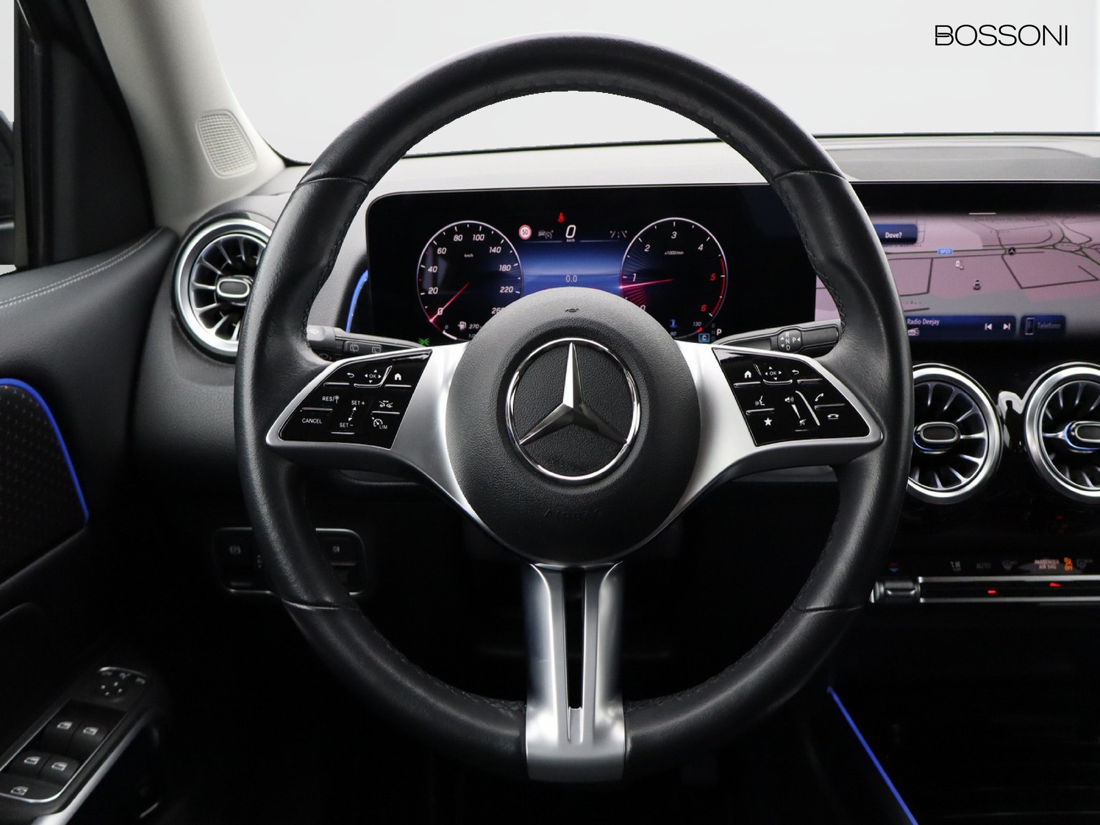 17 - Mercedes GLB 200 d progressive advanced plus 4matic 8g-dct