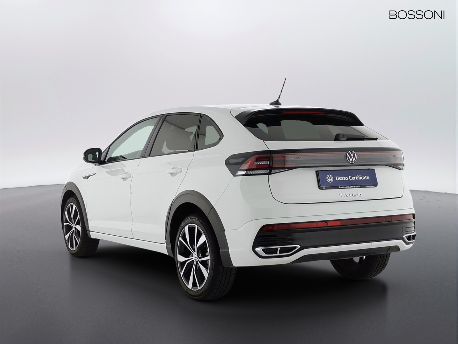 4 - Volkswagen Taigo 1.5 tsi act 150cv r-line dsg