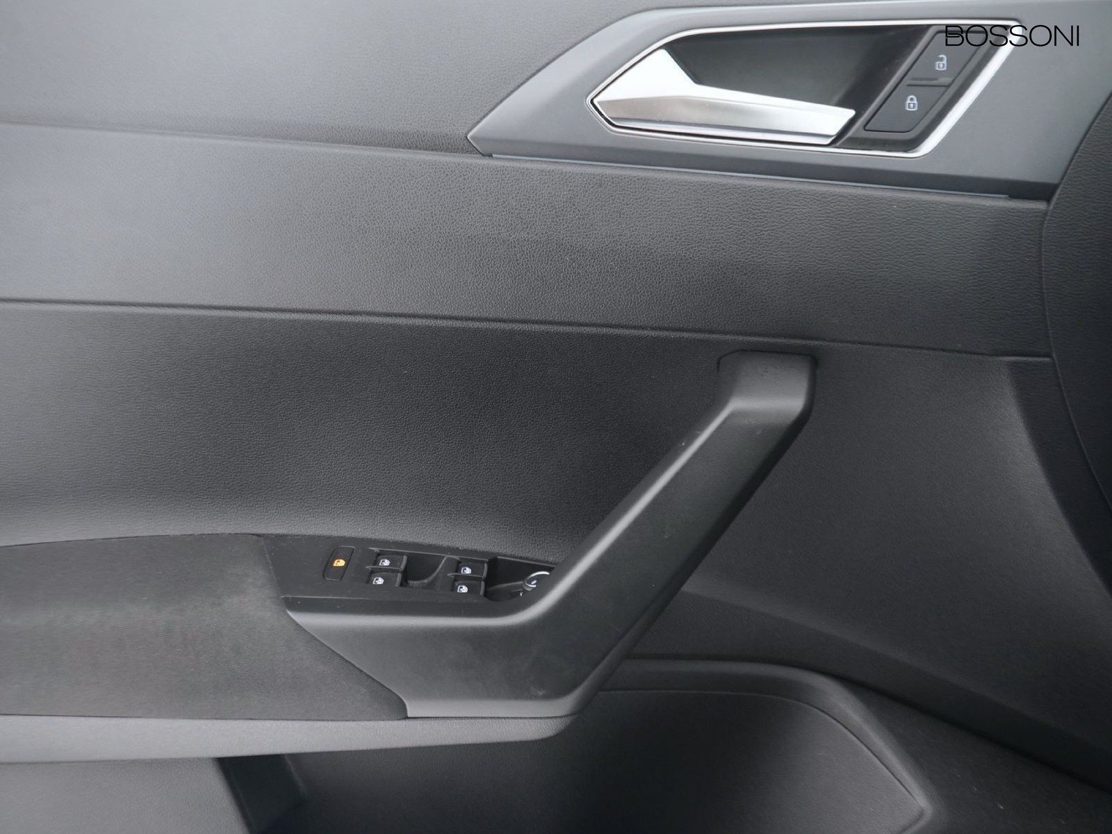 15 - Volkswagen Taigo 1.5 tsi act 150cv r-line dsg