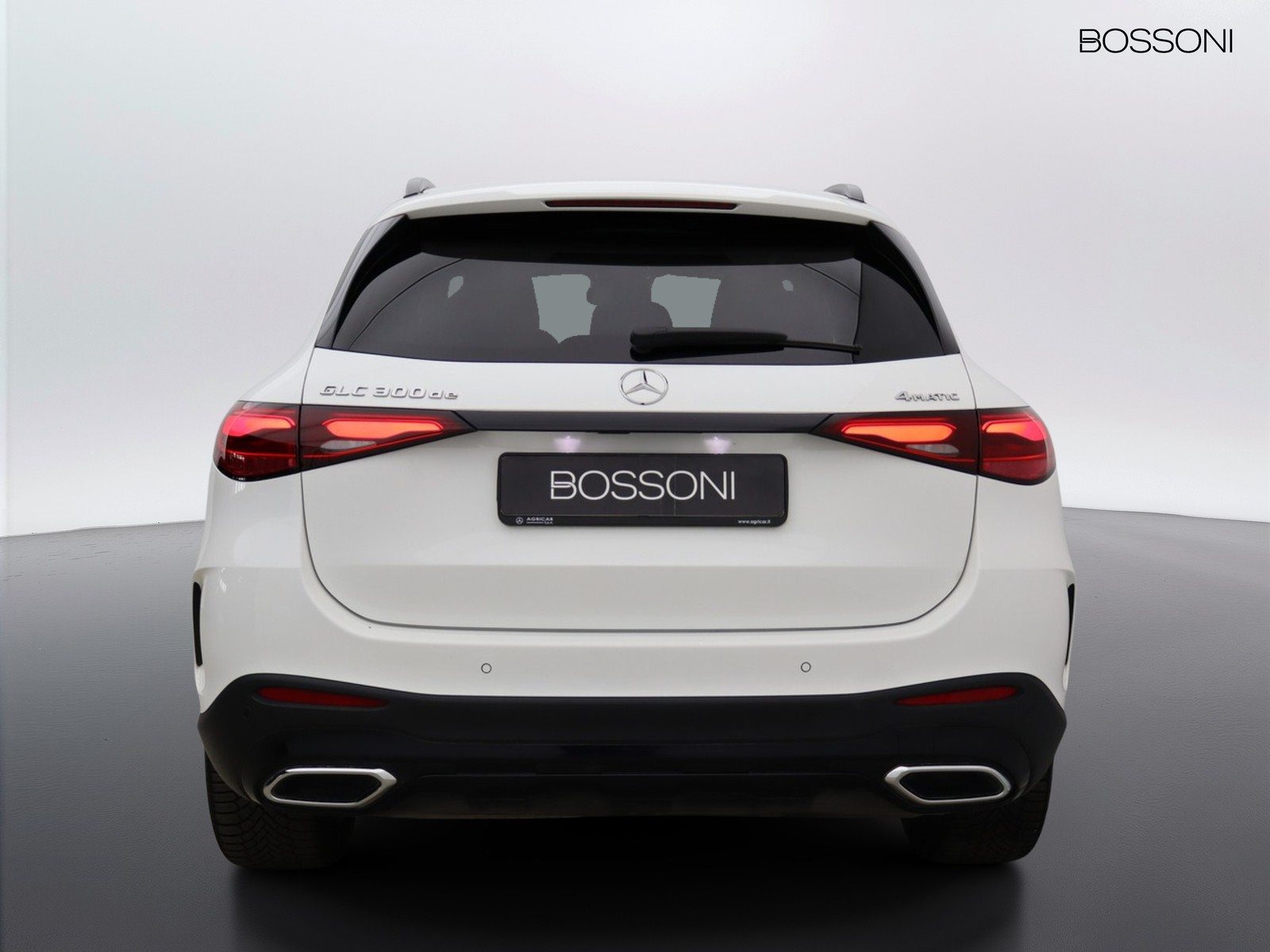 6 - Mercedes GLC suv 300 de plug in hybrid amg line advanced 4matic 9g-tronic