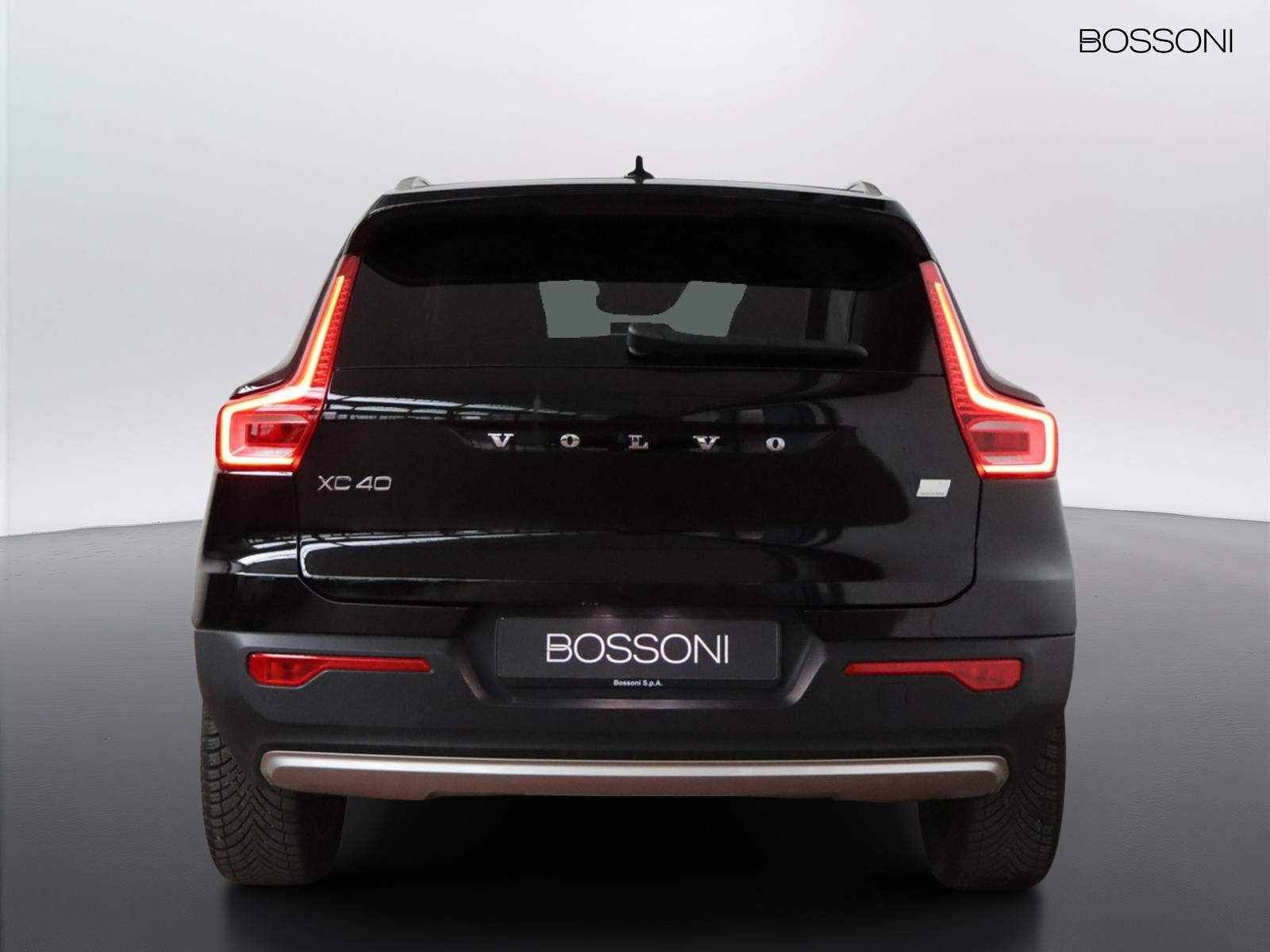 6 - Volvo XC40 1.5 t4 recharge plug-in-hybrid inscription geartronic my21